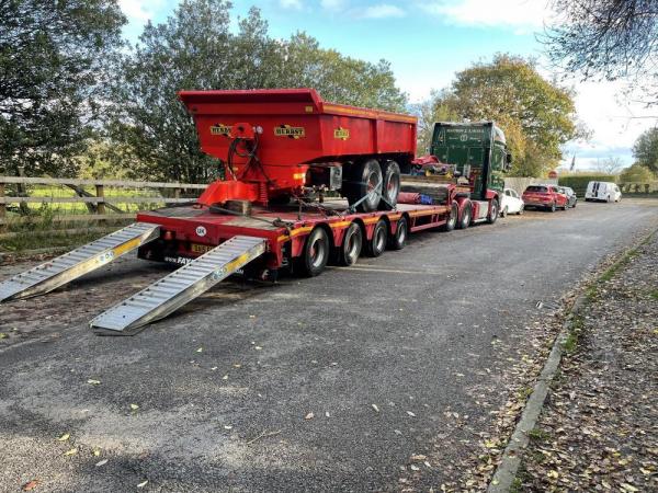 Specialist, agricultural haulage